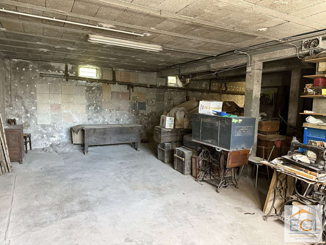 INVESTISSEURS ou particuliers maison à vendre secteur Ernest Ruben Limoges. - photo 13