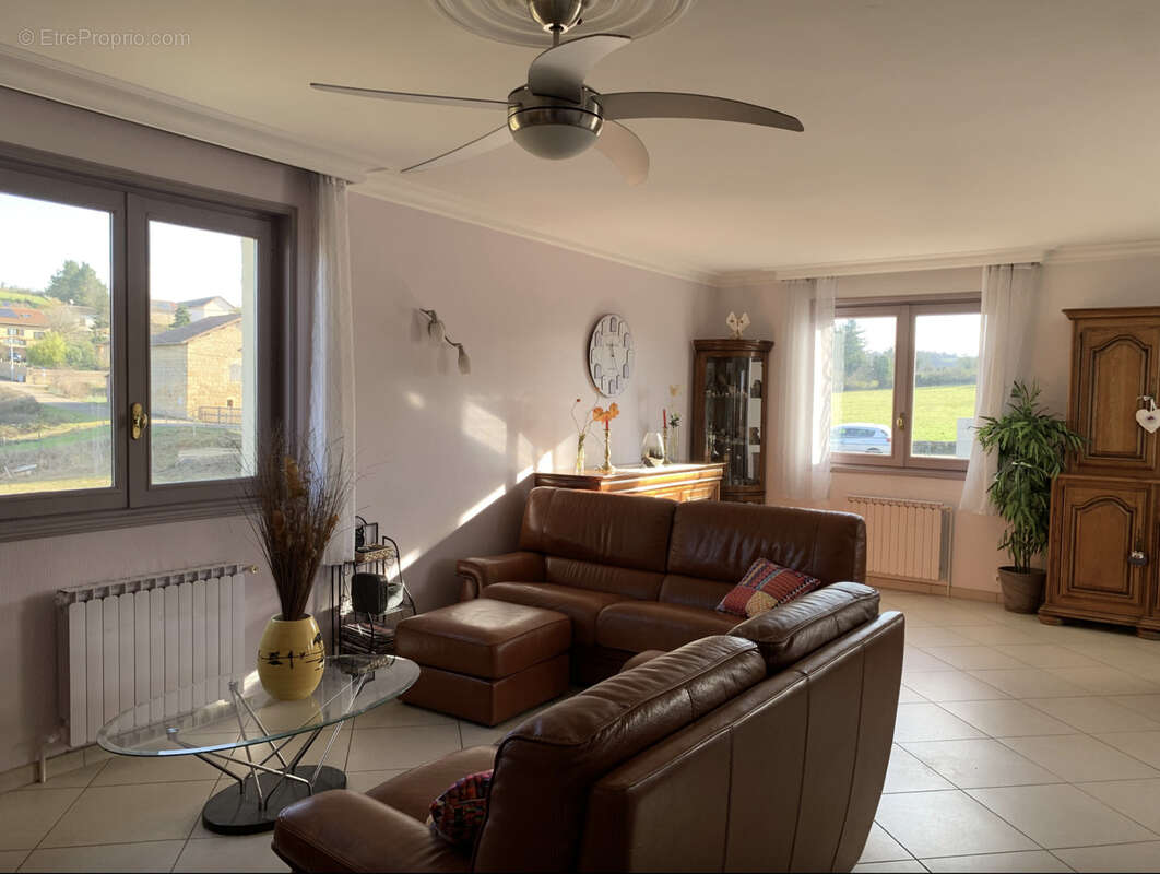 Maison à LA VERPILLIERE