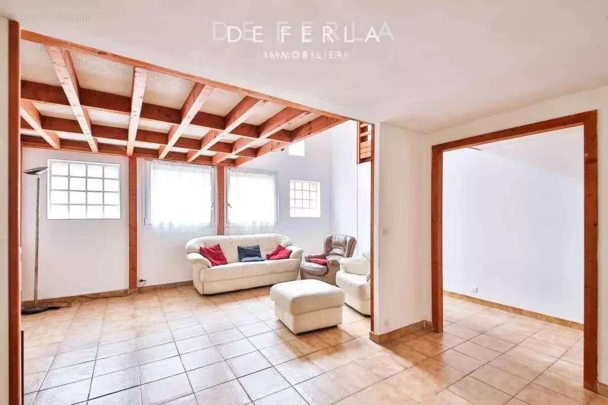Appartement à VILLEJUIF