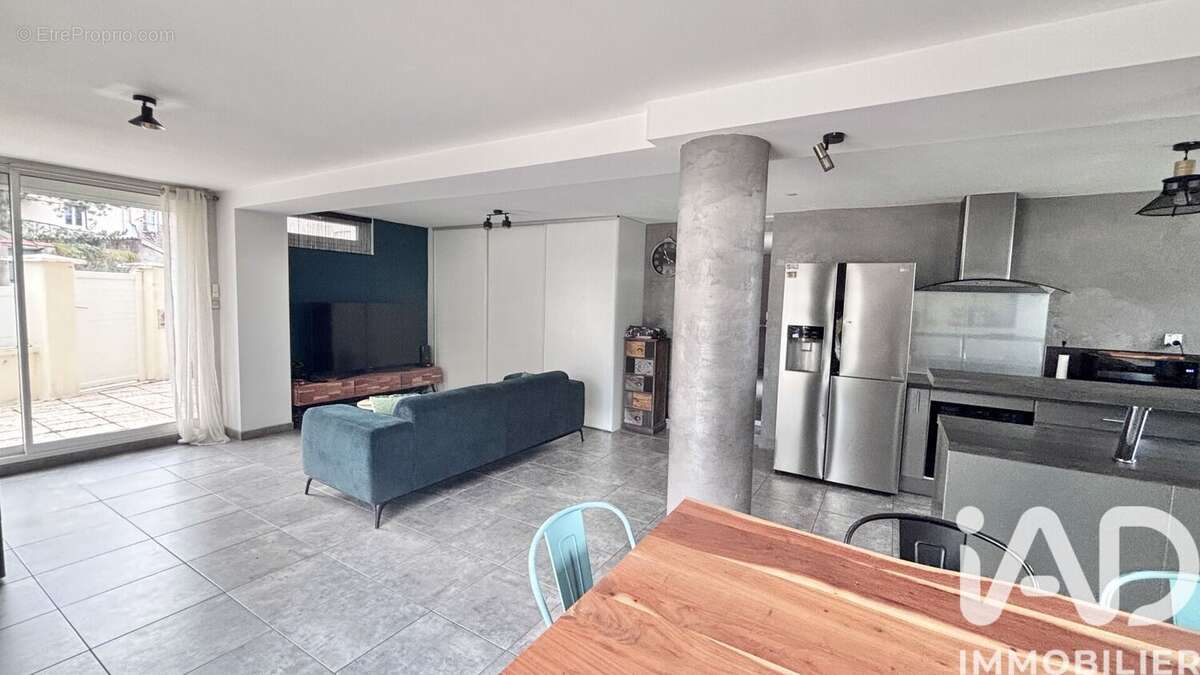 Photo 2 - Maison à BAS-EN-BASSET