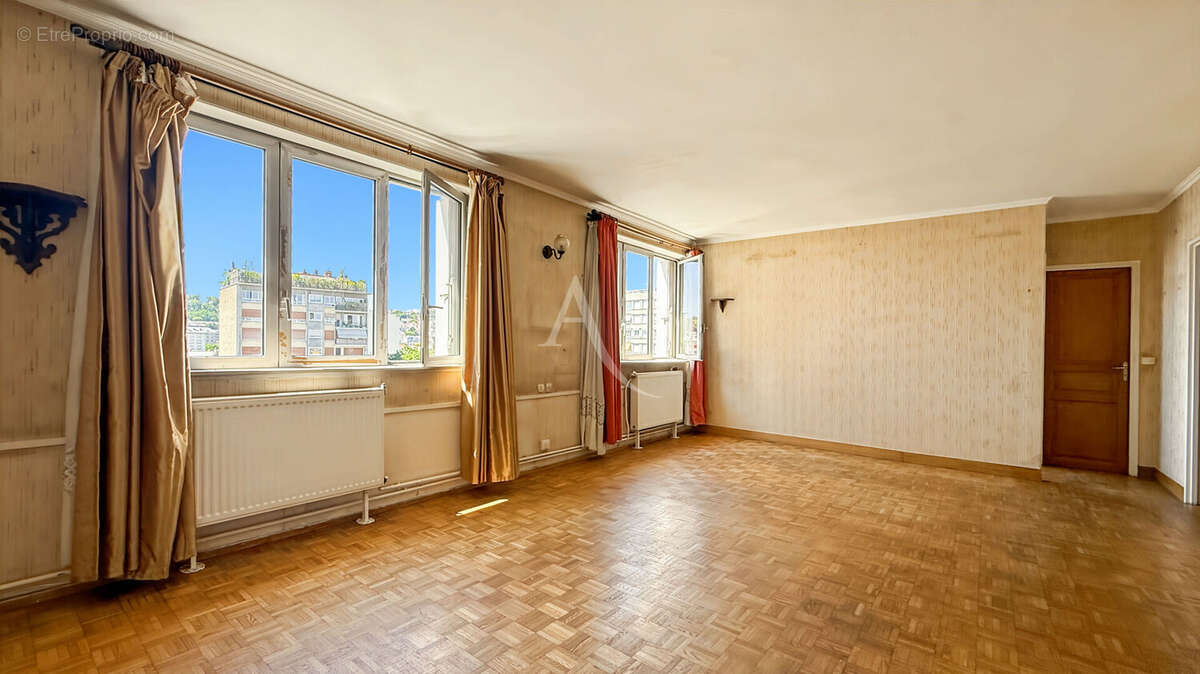 Appartement à BOULOGNE-BILLANCOURT