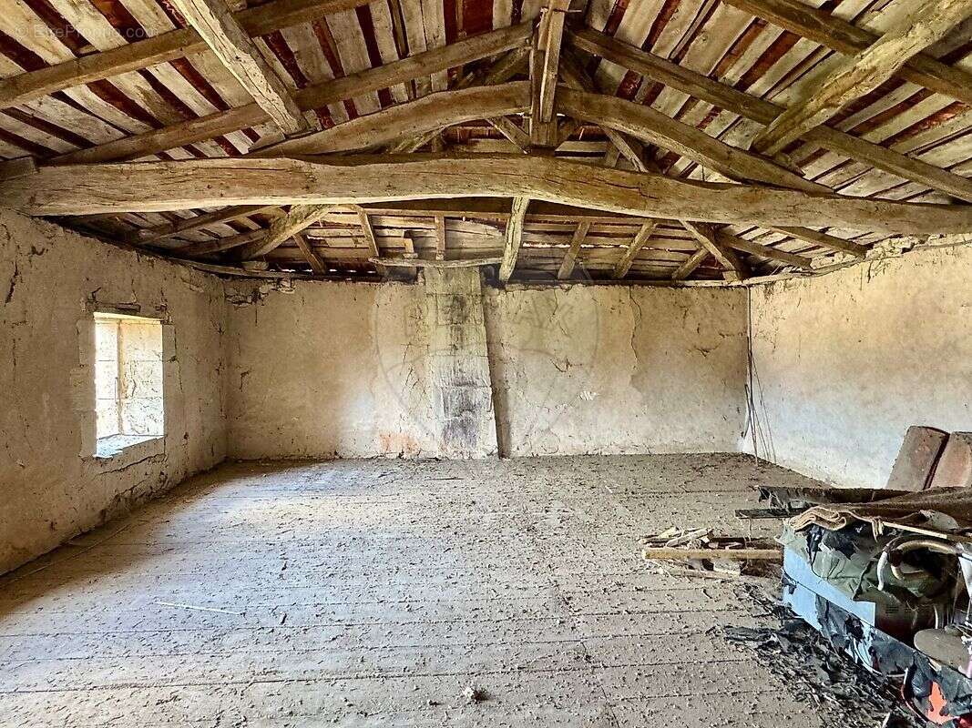 Maison à LORIGNAC