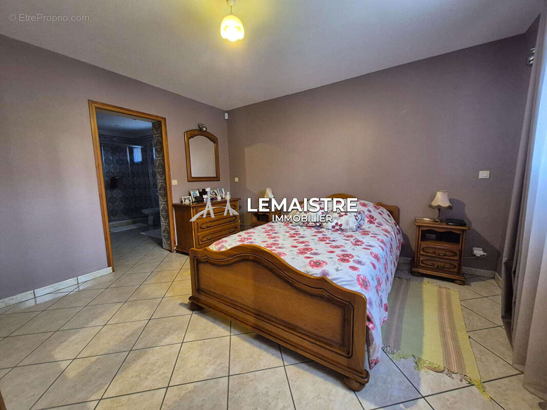 Maison à FONTAINE-LA-MALLET