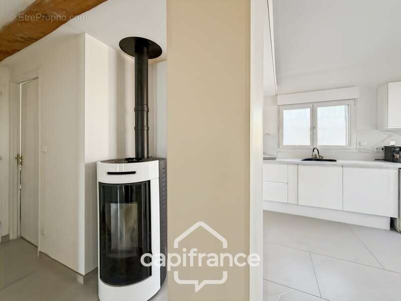 Maison plain-pied de 65,4m² à vendre à BEAUSEMBLANT (26) - photo 4