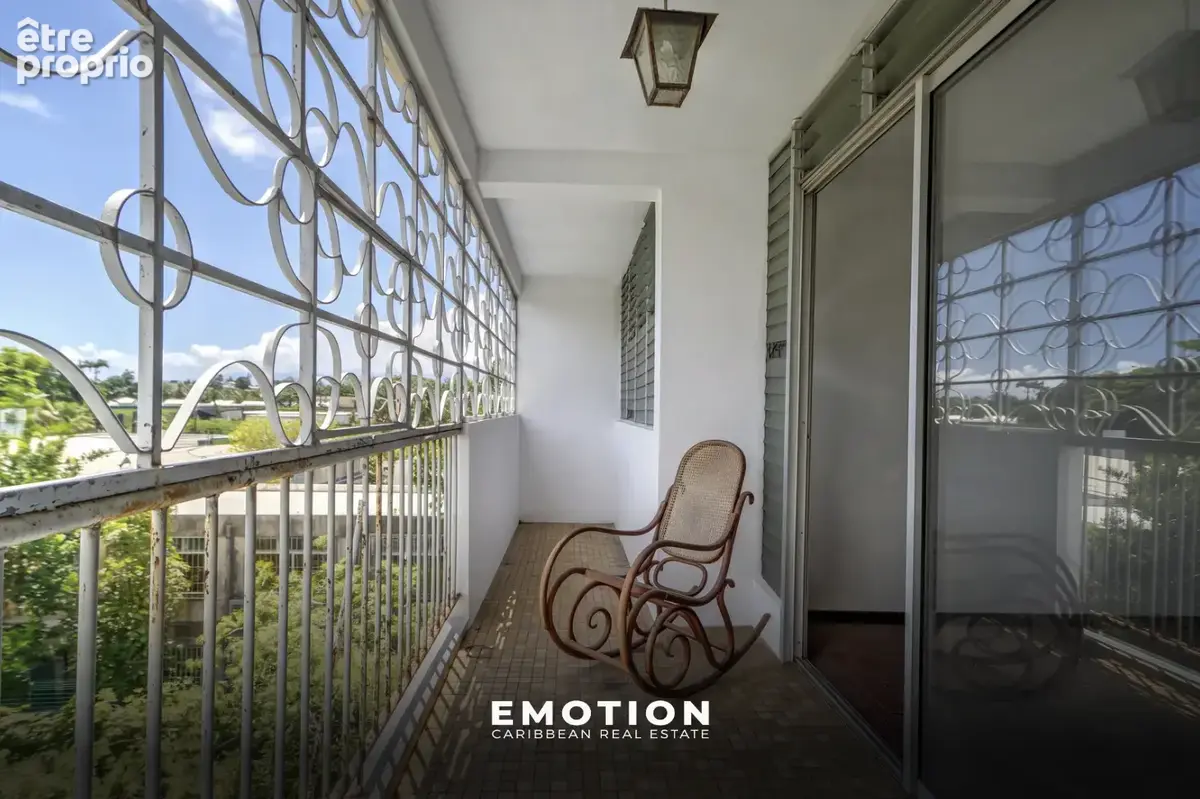 Photo Appartement à Les Abymes au prix de 115 000€