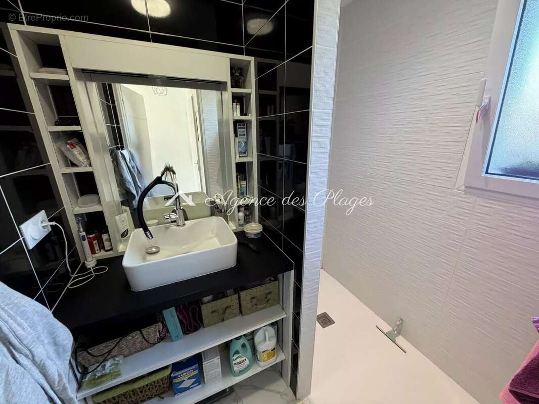 Maison à MESCHERS-SUR-GIRONDE