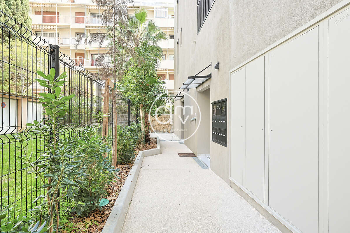 Hyeres gambetta - appartement t4 - residence neuve 2025 - garage double - frais de notaire reduits - photo 11