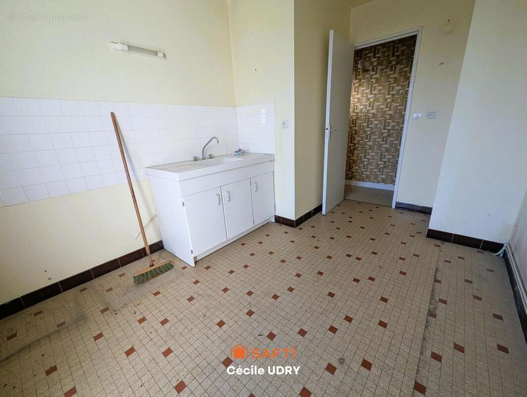 Photo 5 - Maison à VERNOU-SUR-BRENNE