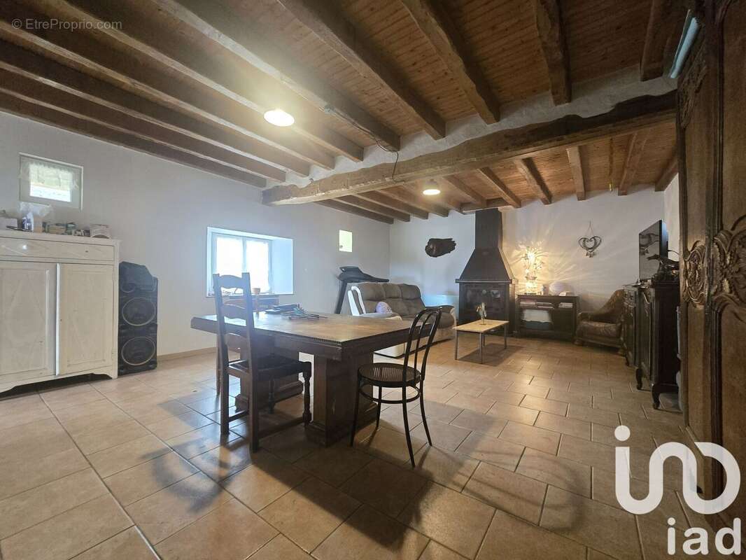 Maison 92 m² à Male  - photo 3