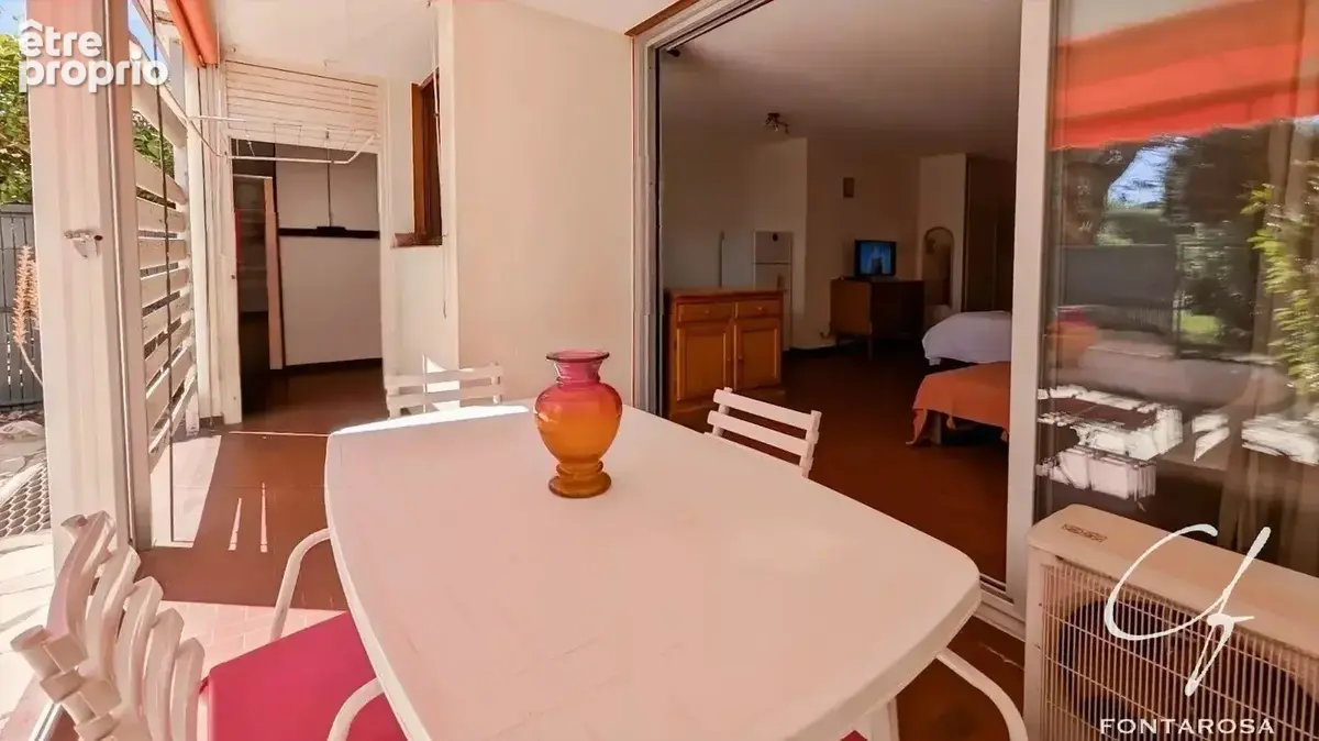 Studio Rez-De-Jardin Sainte-Maxime - photo 2