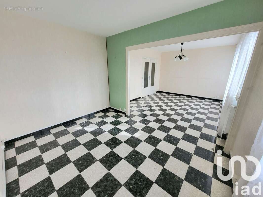 Photo 6 - Appartement à LA TALAUDIERE