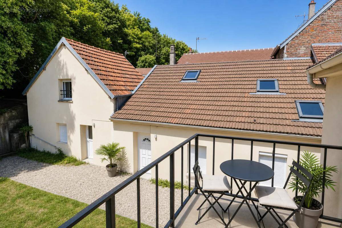 Maison à IVRY-LA-BATAILLE