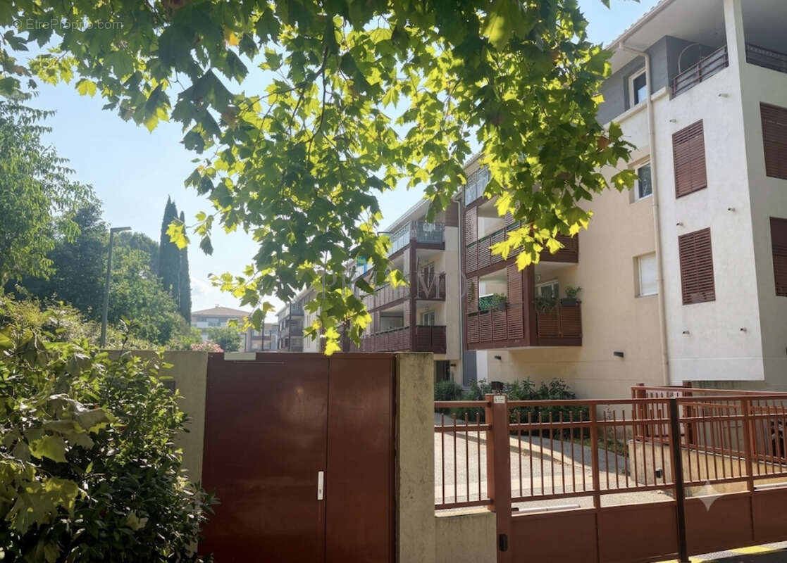 Puget-sur-argens - dernier etage et prestations cle en main - photo 3