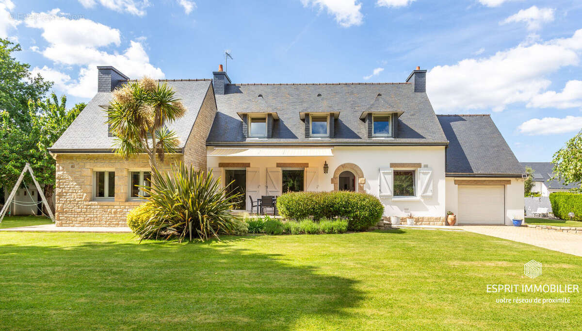 Riec-sur-Bélon - Maison familiale de 175m² - photo 2