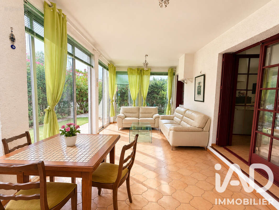 Maison 126 m² à Canet-En-Roussillon  - photo 2