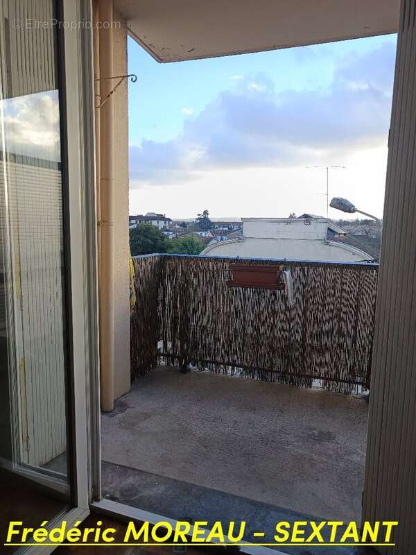 Dans résidence calme et bien entretenue en hyper centre, venez découvrir ce beau T4 avec balcon et garage - photo 11