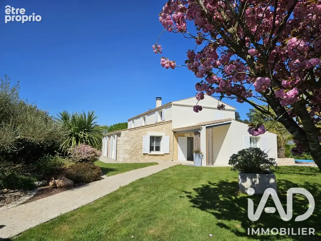 Photo 1 - Maison à SAINT-AGNANT