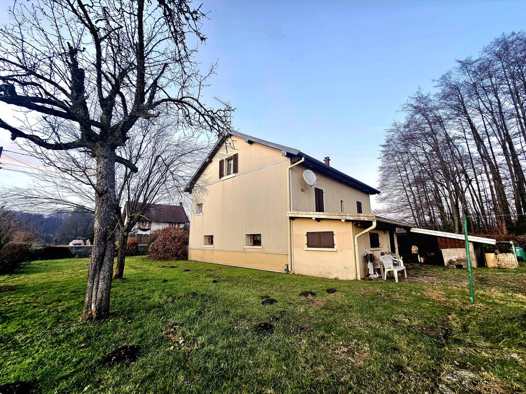 Maison à CHAMPAGNEY
