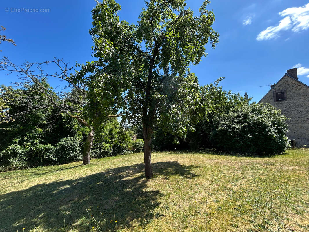 Maison à SOLIGNY-LA-TRAPPE