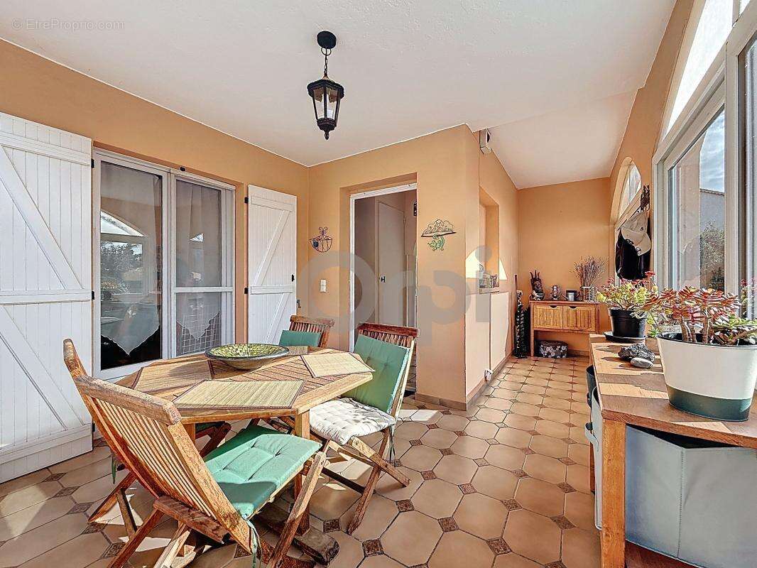 Maison à FREJUS