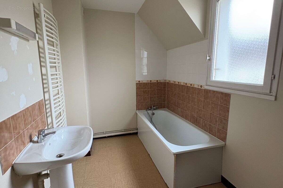 Appartement à CHINON