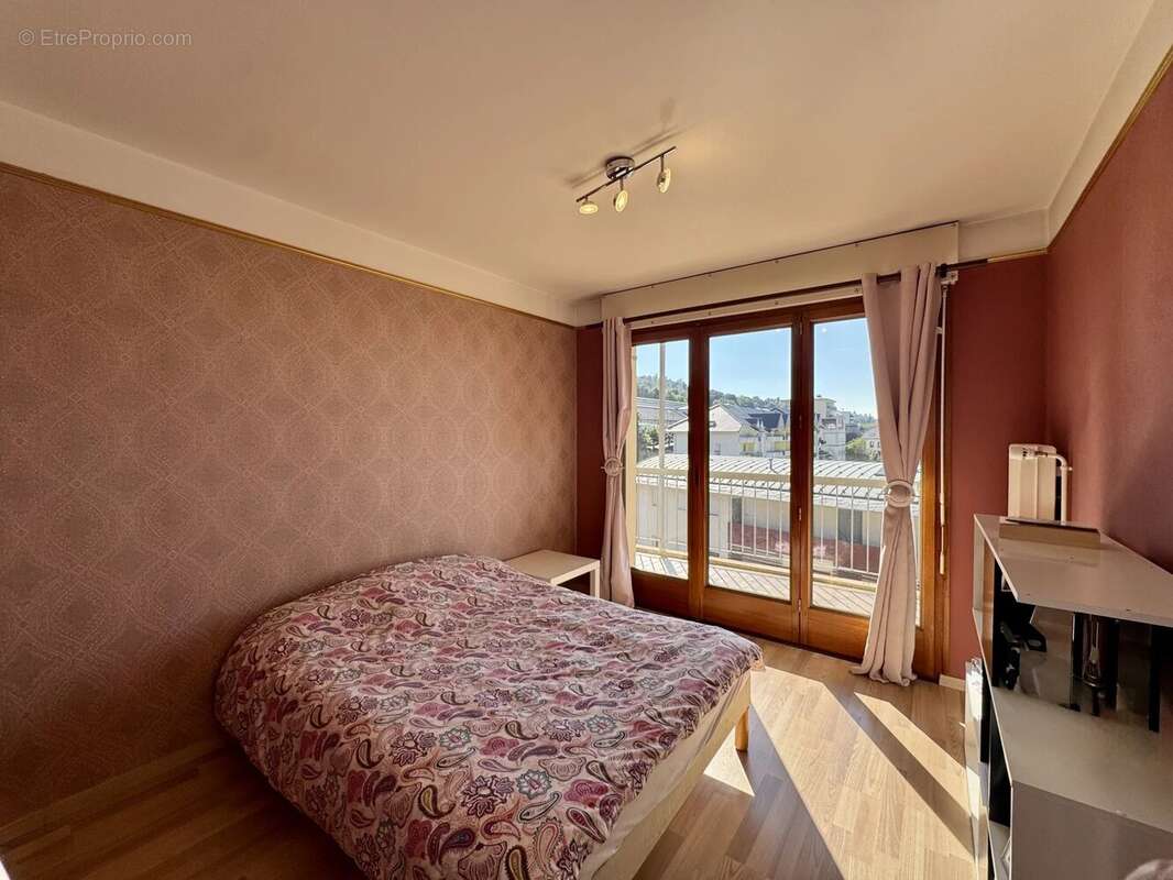 Appartement à EVIAN-LES-BAINS