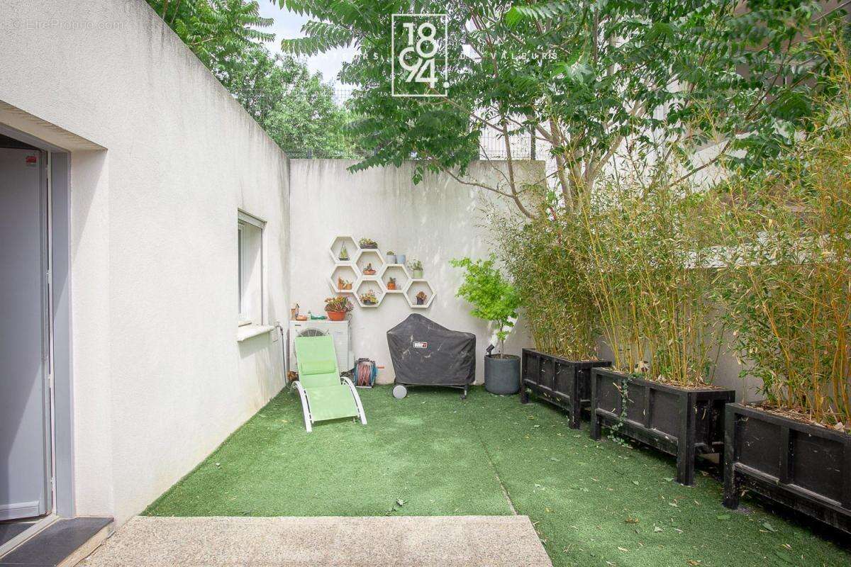 Appartement Rez de Jardin T3 à vendre Vitrolles (13127)  66 m² I Jardin I Garage - photo 11