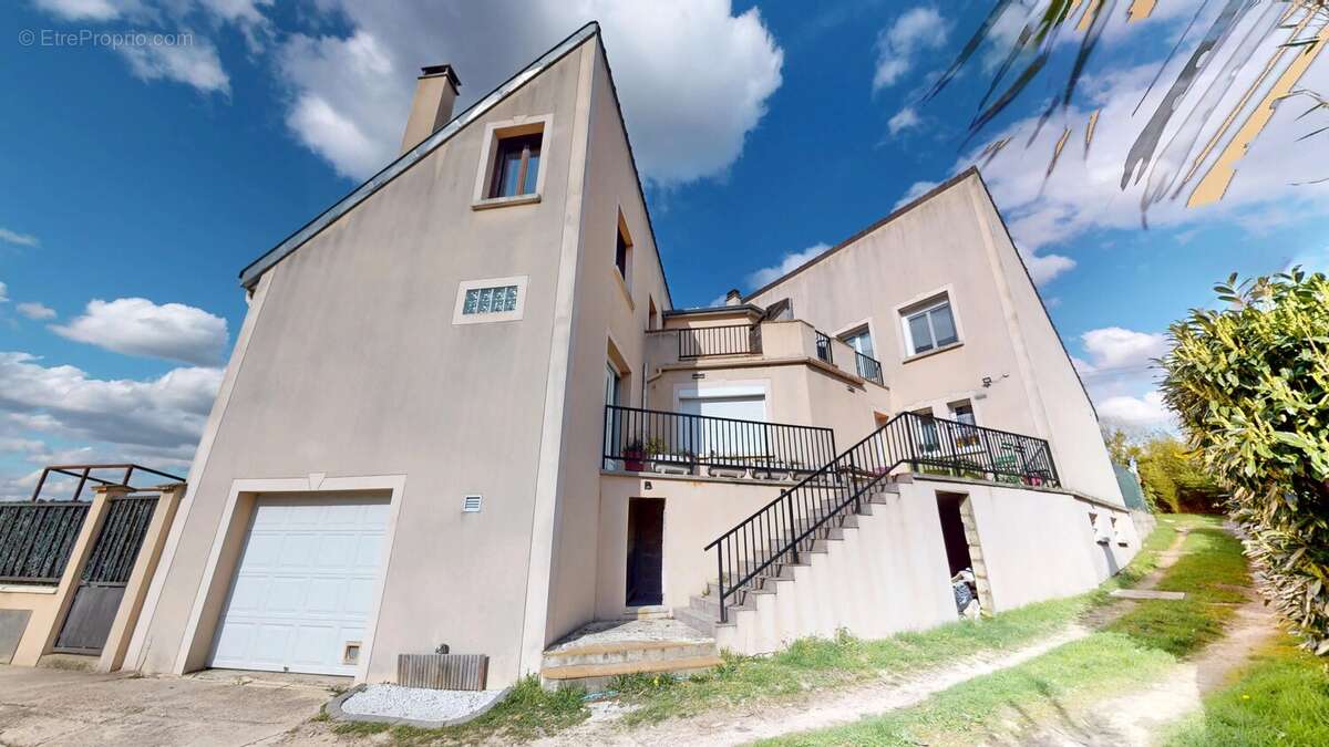 Appartement à VILLEVAUDE