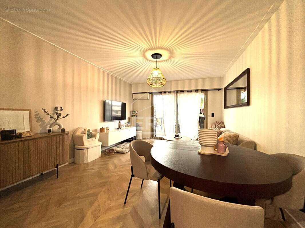 Appartement à CAGNES-SUR-MER