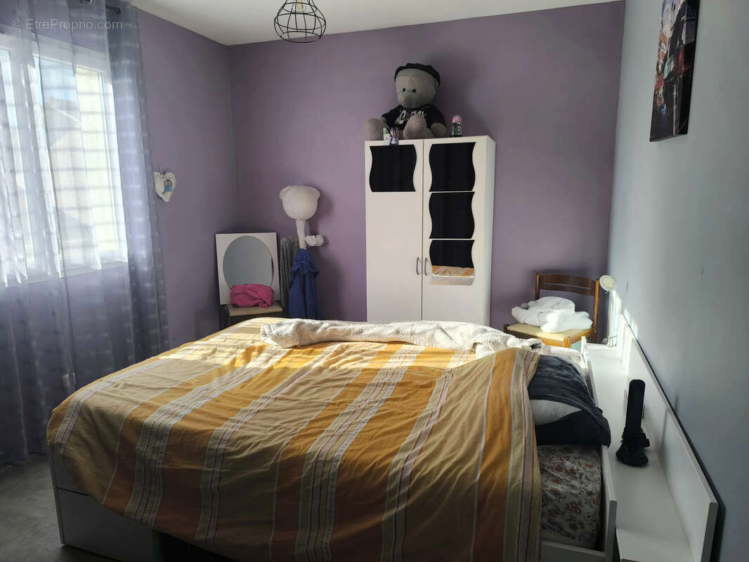 Maison à LA BATIE-DIVISIN