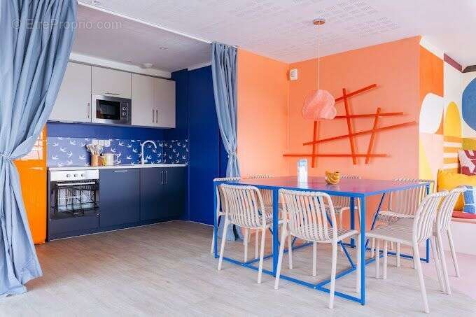 Appartement à PARIS-18E