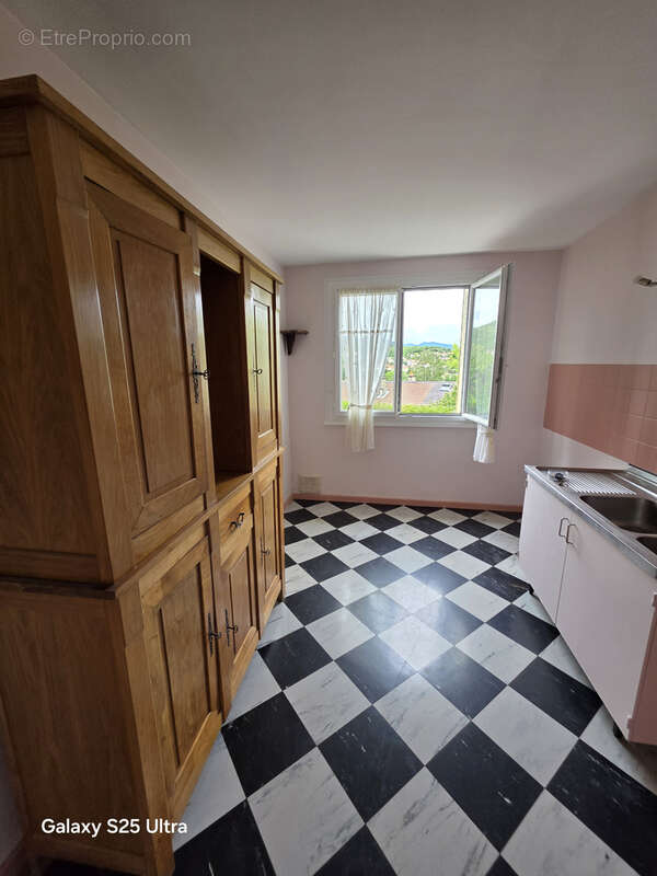 Appartement à ROMAGNAT