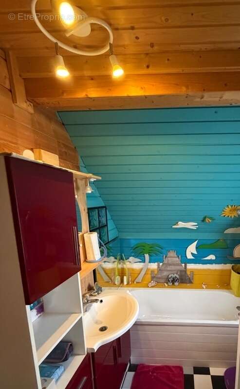 Maison à LA SUZE-SUR-SARTHE