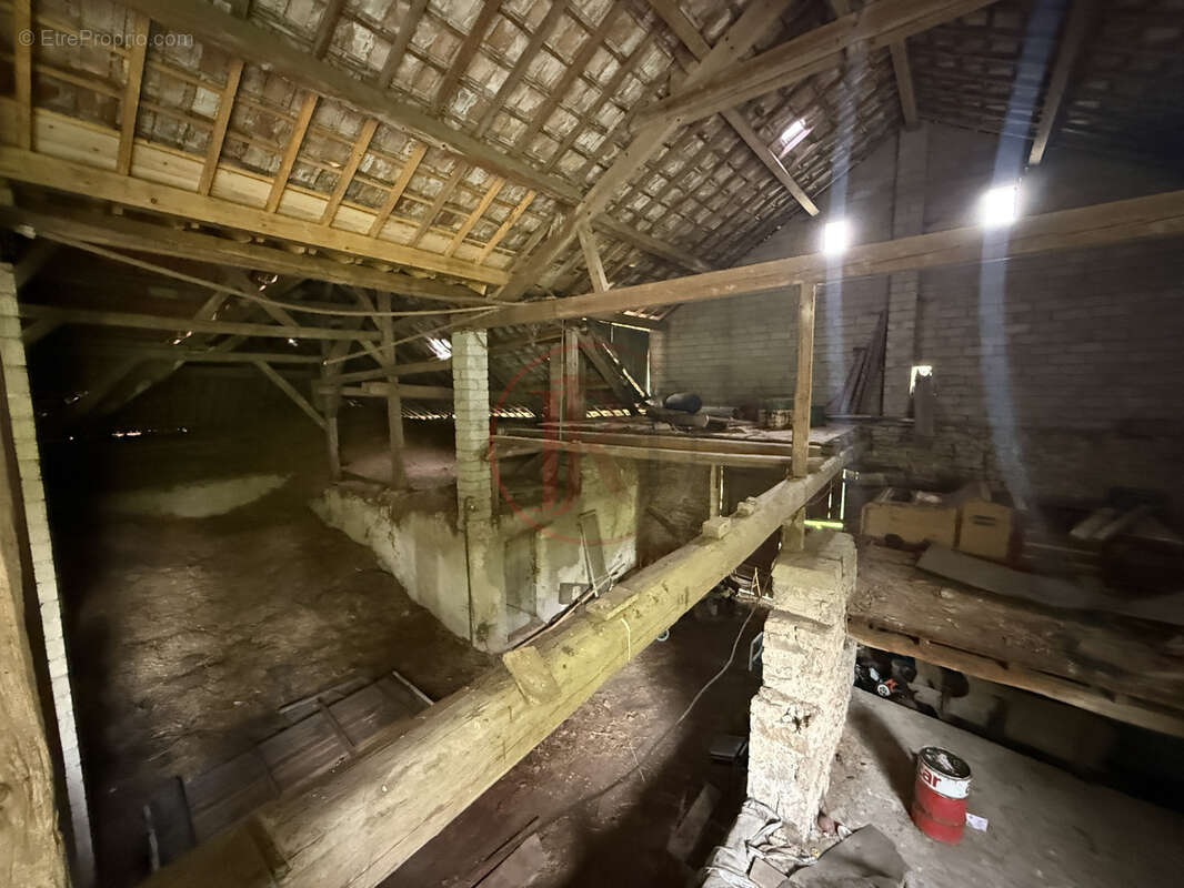 Belle grange à réhabilitée - photo 5