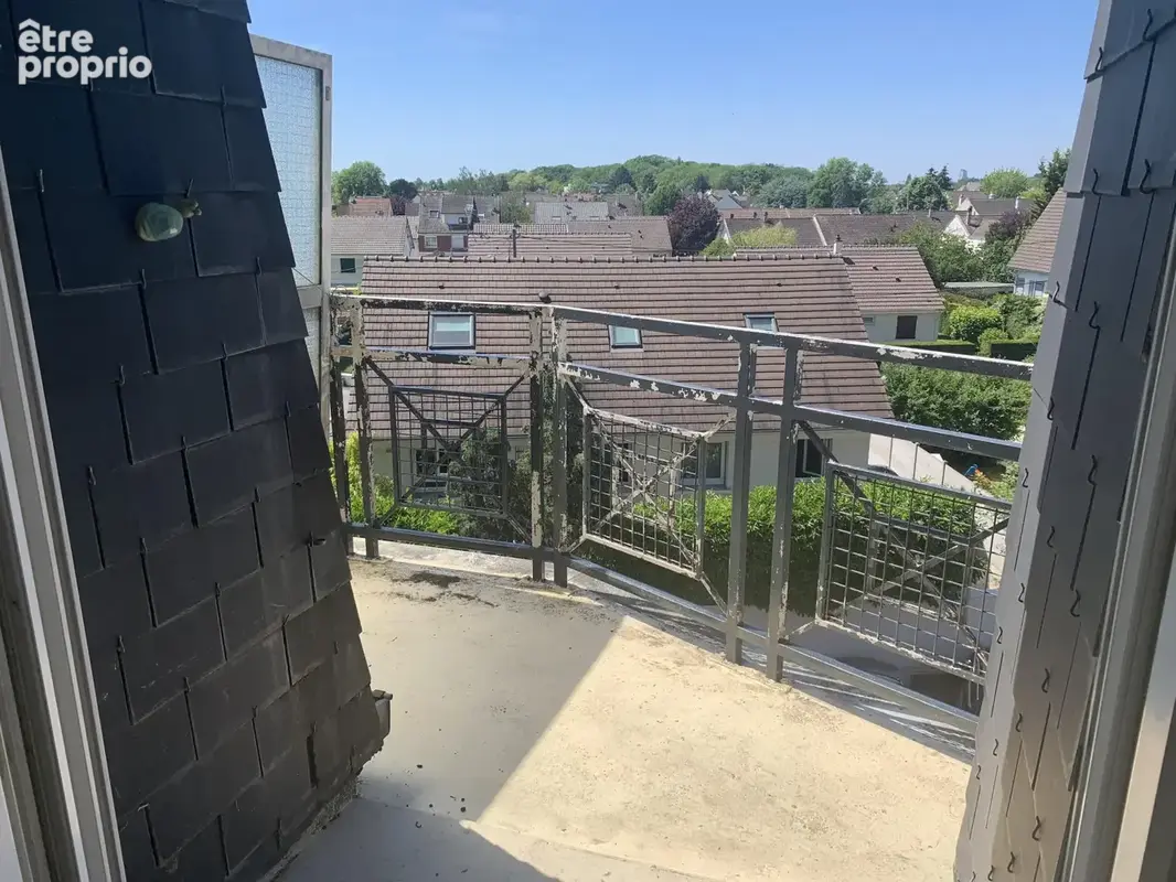 Duplex 2 pièces avec balcon, cave et parking - photo 7