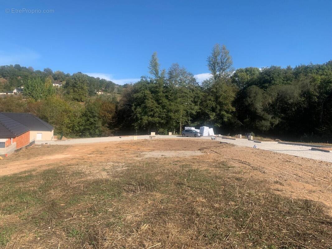 Terrain à BRIVE-LA-GAILLARDE