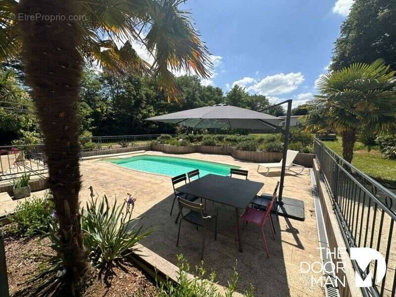 Maison à TREILLIERES