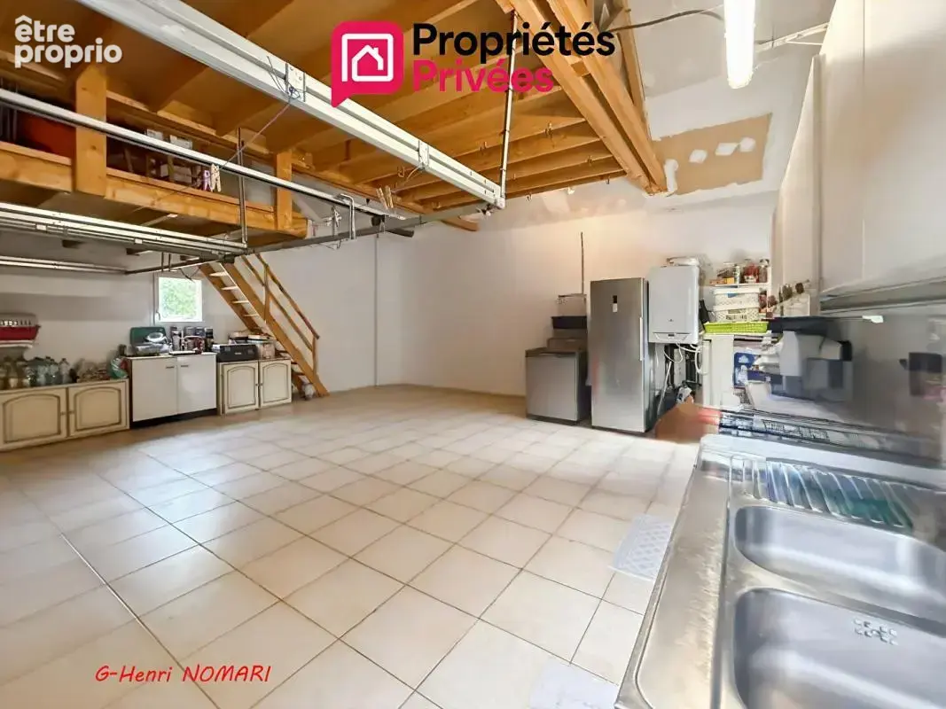 Chateaubriant - Maison7 pièce(s) 140 m2, 4 Chambres, 1174m² de terrain - photo 14