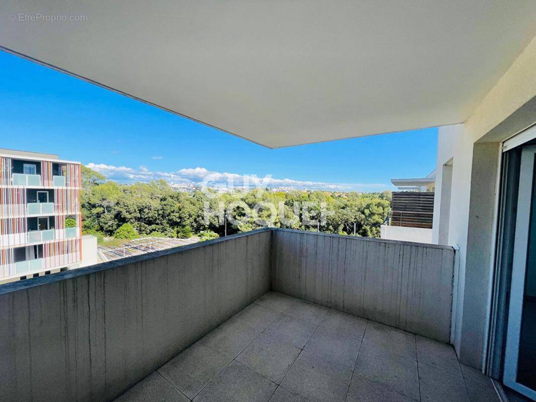 Appartement à JUVIGNAC