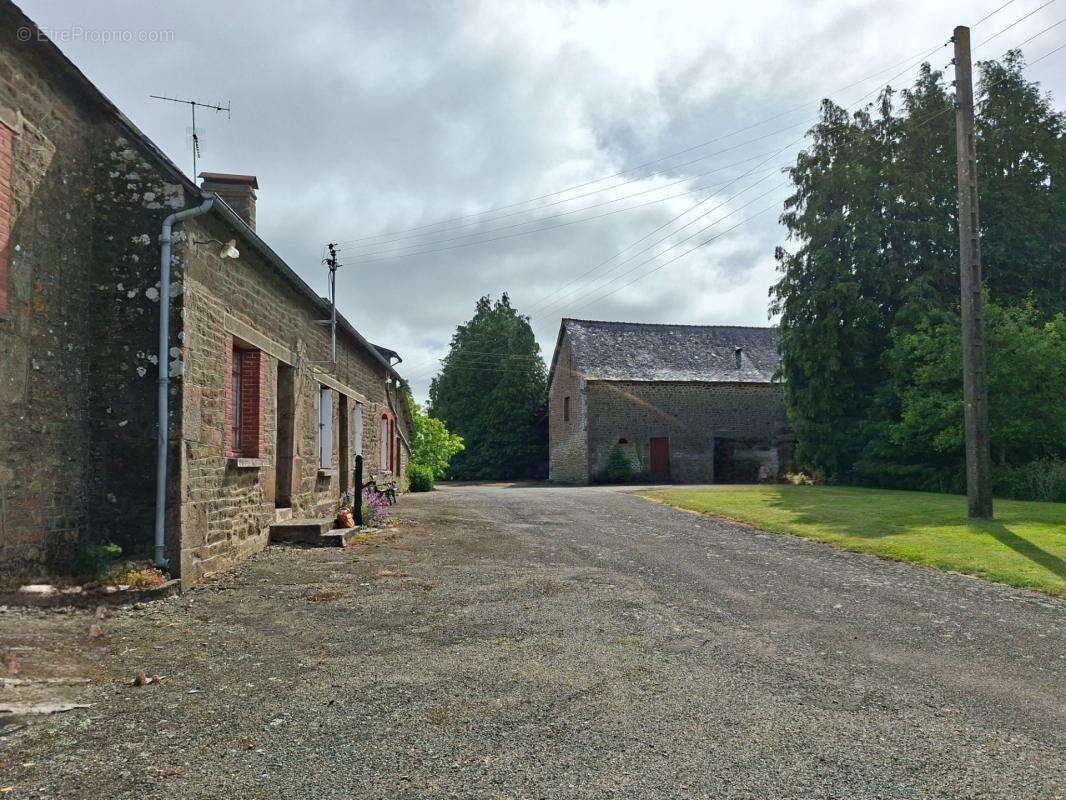 Propriete à vendre 7 pièces LE PAS (53) - photo 12