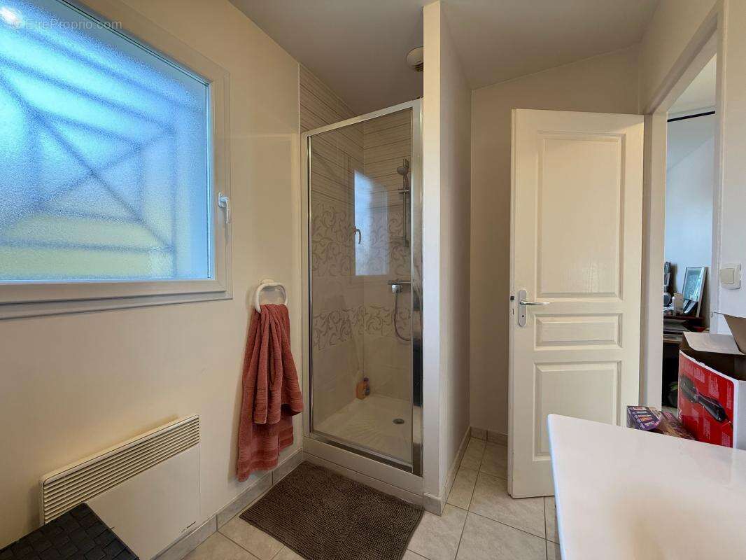 Maison à VAUX-SUR-MER