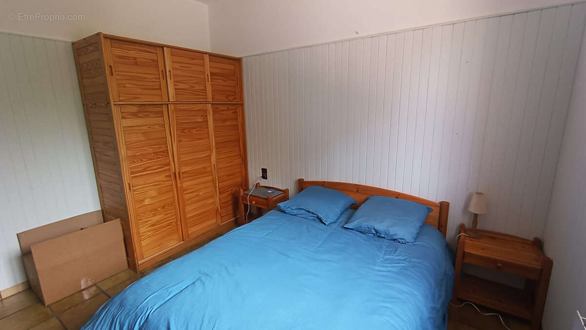 Maison à VILLEMOUSTAUSSOU