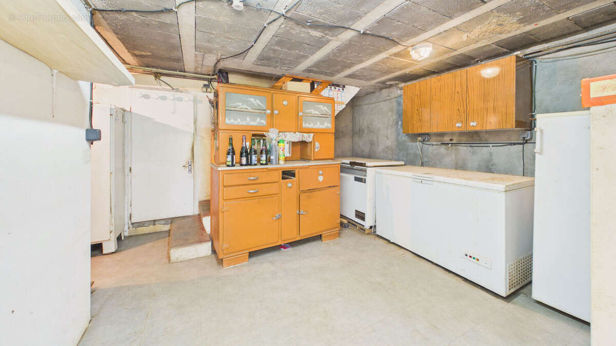 Maison des années 1970 dans la vallée - photo 12