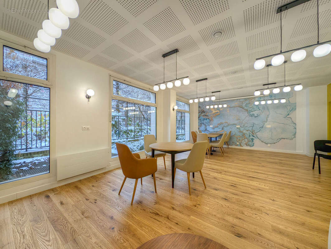 Appartement à COURBEVOIE