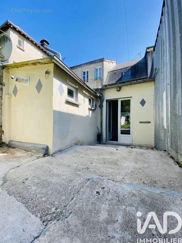 Photo 2 - Maison à VOUZIERS