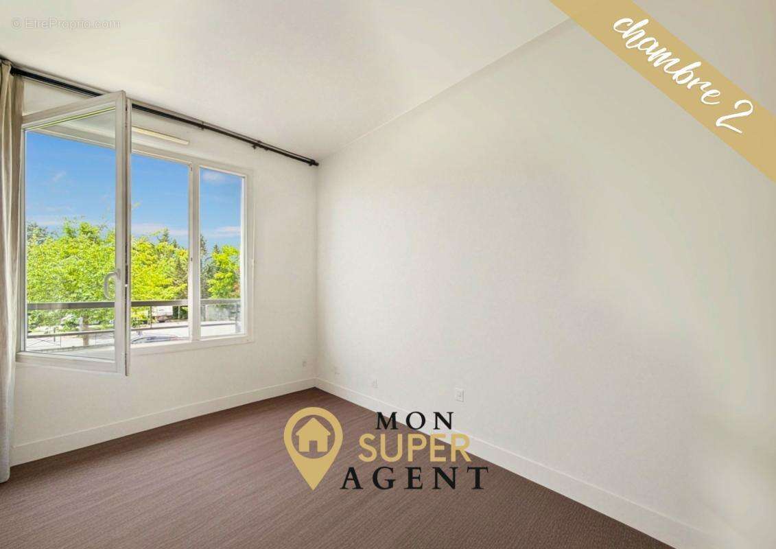 Appartement à DAMMARIE-LES-LYS
