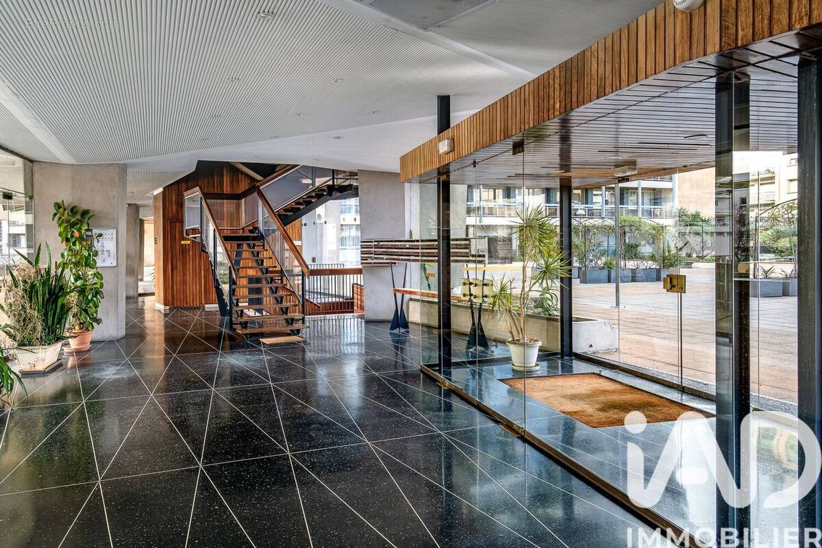 Photo 1 - Appartement à MARSEILLE-8E