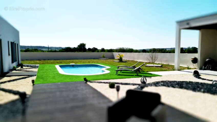 Maison à CHATELLERAULT