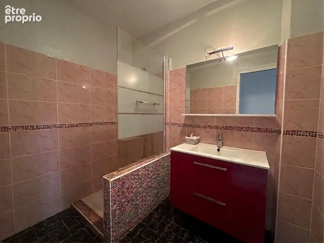 Maison Mantes La Ville - Fort potentiel - 3 chambres - 145 m² habitables -341 m² de terrain - photo 14