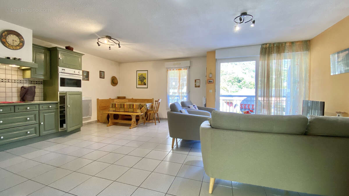 Appartement à LUZ-SAINT-SAUVEUR